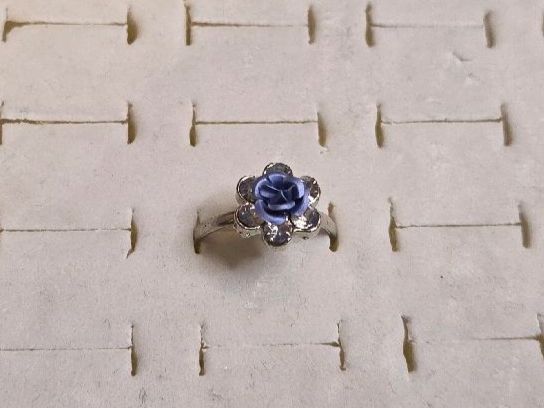 Anelli: Bague ajustable argentée rose bleue strass – Nuovo (secondo la descrizione) da Territet venduto da Cenh 2