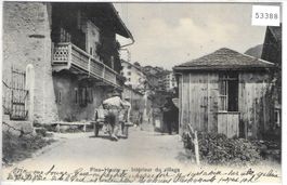 Fins-Hauts - Interieur du village - animee