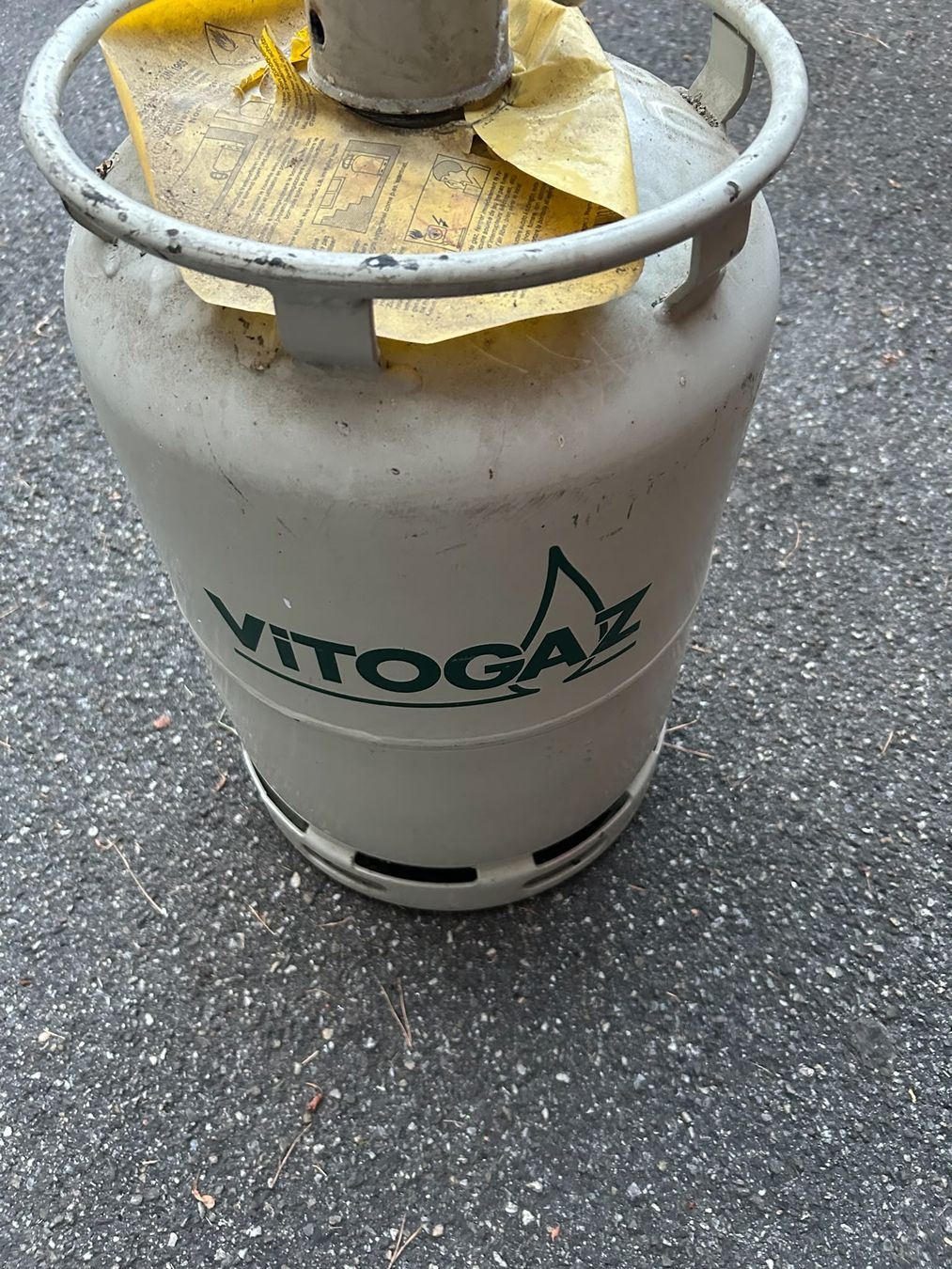 Appareils à gaz et accessoires: vitogaz  falsche – D'occasion à Basel par faz_hdd8 4