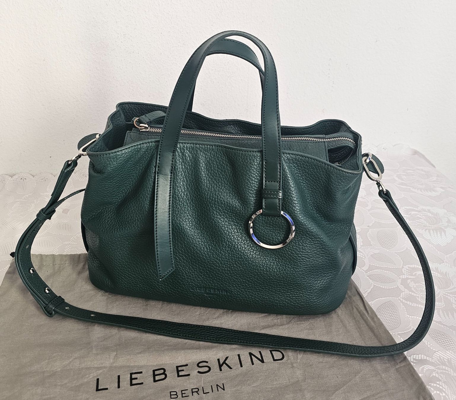 Liebeskind Borse da donna: *LIEBESKIND * Hand.oder Umhängetasche Leder – Usato da Bronschhofen venduto da David80