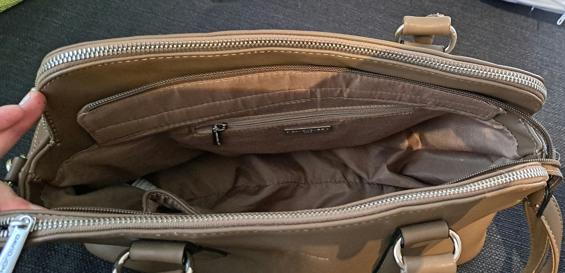 David Jones Borse da donna: David Jones Handtasche – Usato da Suhr venduto da Design_by_Debi 1