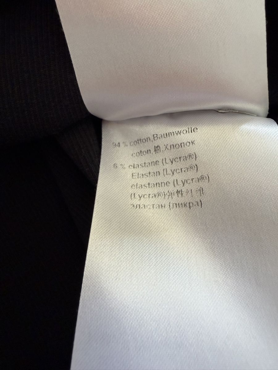 Marc Cain T-shirts: Marc Cain, Basic-Shirt, Schwarz, Gr. N5 – Neuf (Voir description) à Gonten par dianno 3