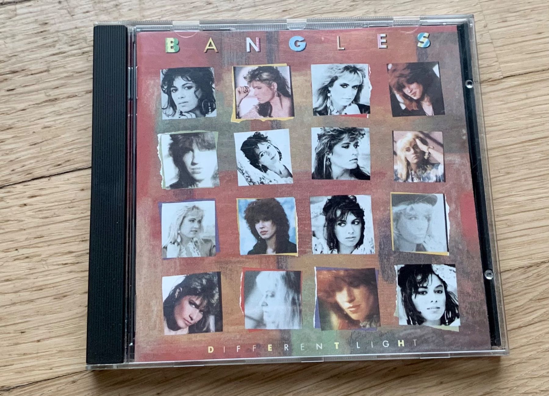CDs: Bangles Different Light – Gebraucht aus Zürich von Fieber