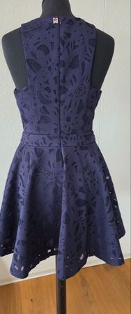 Kleid dunkelblau Grösse S mit Muster guter Zustand