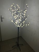 LED-Blütenbaum ca. 145 cm – funktionstüchtig