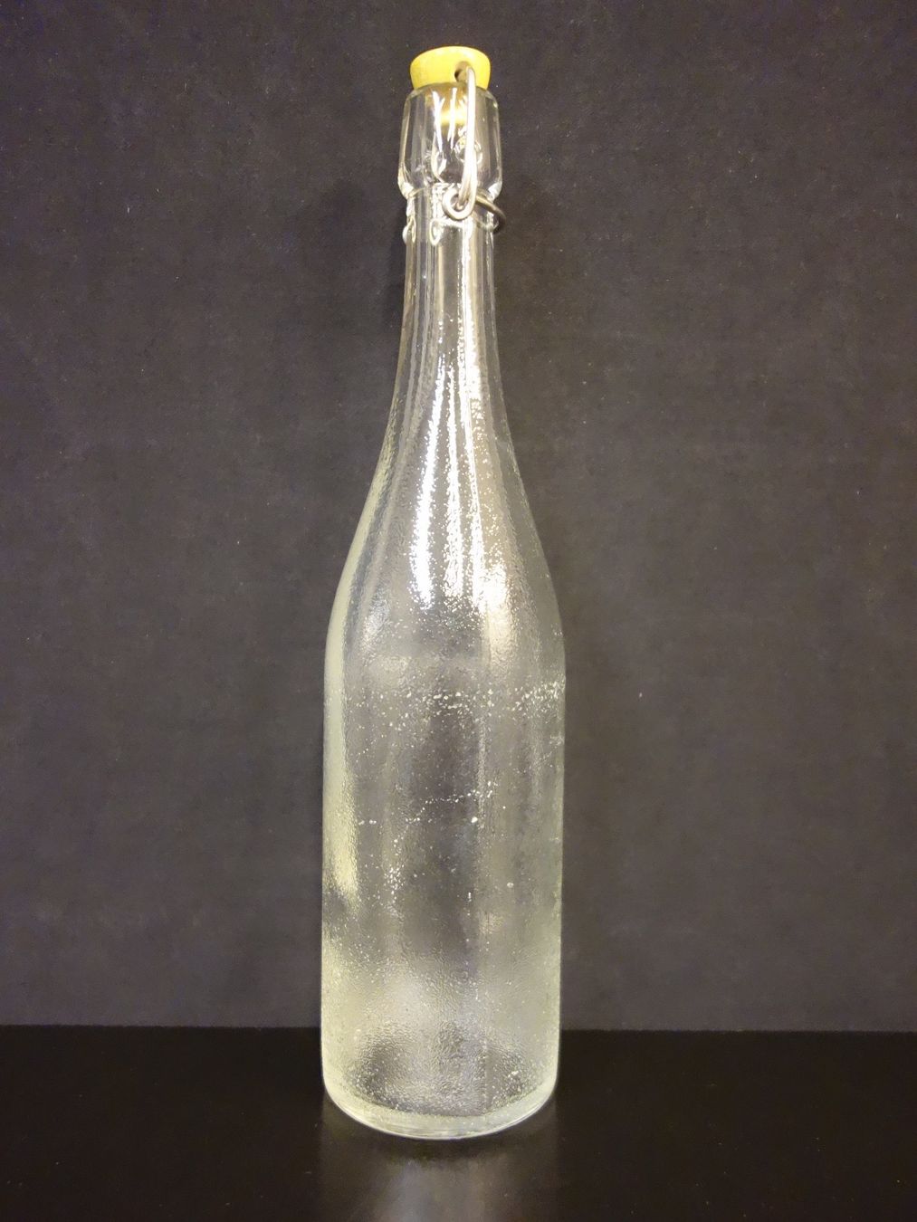 Gläser, Krüge & Flaschen: alte Flasche MINERALQUELLE SOURCE MINERALE APROZ – Gebraucht aus Kerzers von Flaschenposten 4