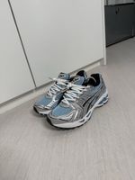 ASICS Gel-Kayano 14 – Bleu / Argent