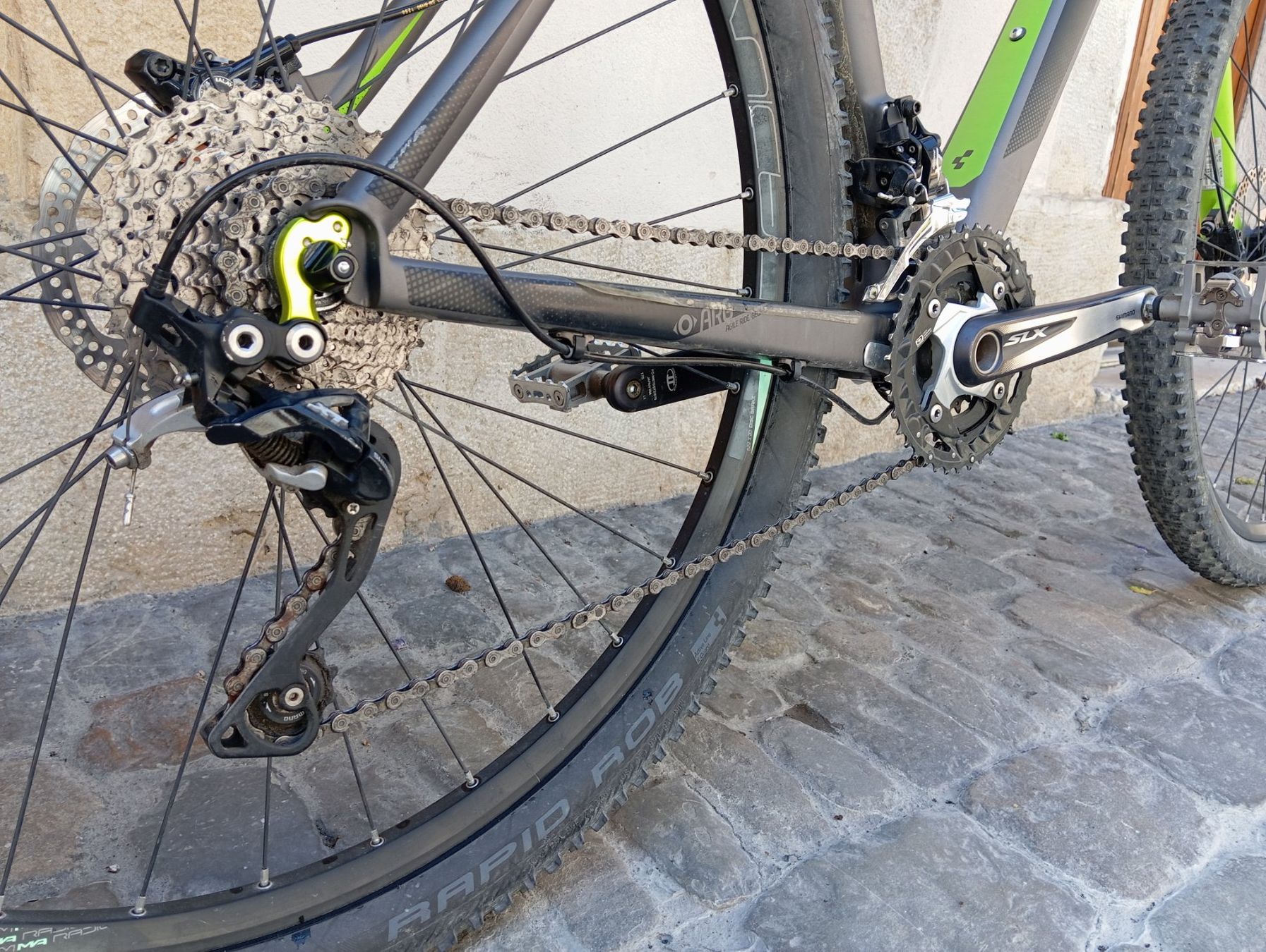 Velos: cube reaction carbone 29" – Gebraucht aus Marin Epagnier von Tatamata 1