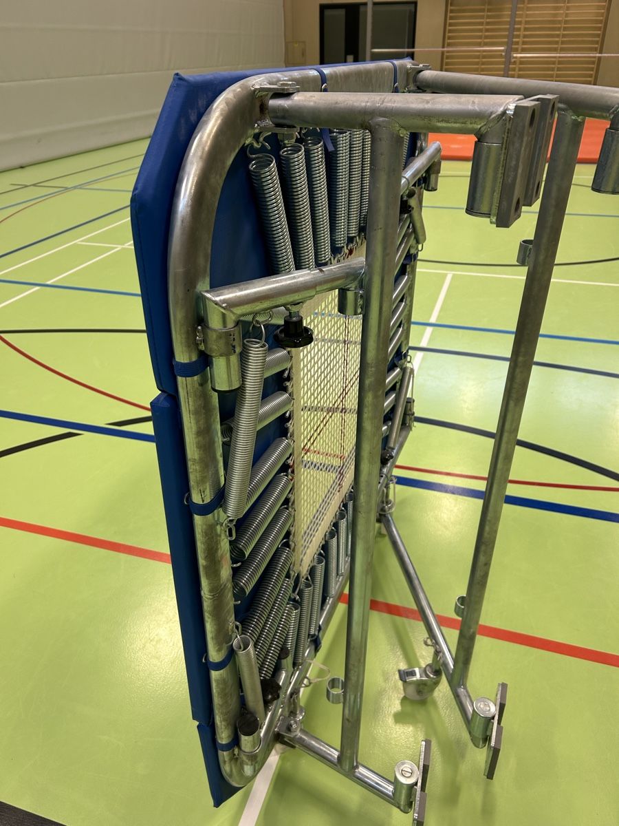 Trampolini: Eurotramp Trampoline Teamgym – Usato da Courrendlin venduto da kiki_villemin 5