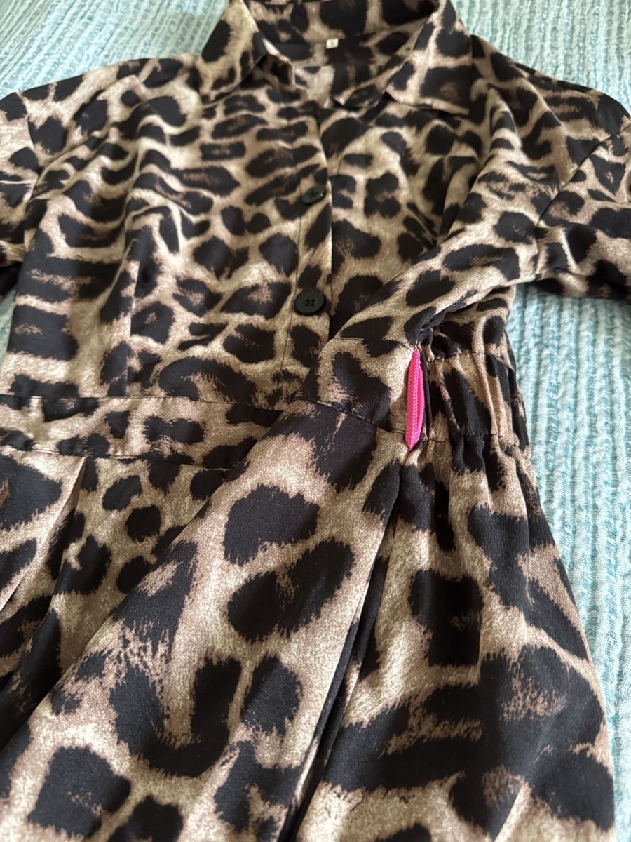 Kleider: Leoparden-Print Blusenkleid, Gr. S – Gebraucht aus Saas-Fee von omn_5qkz 6