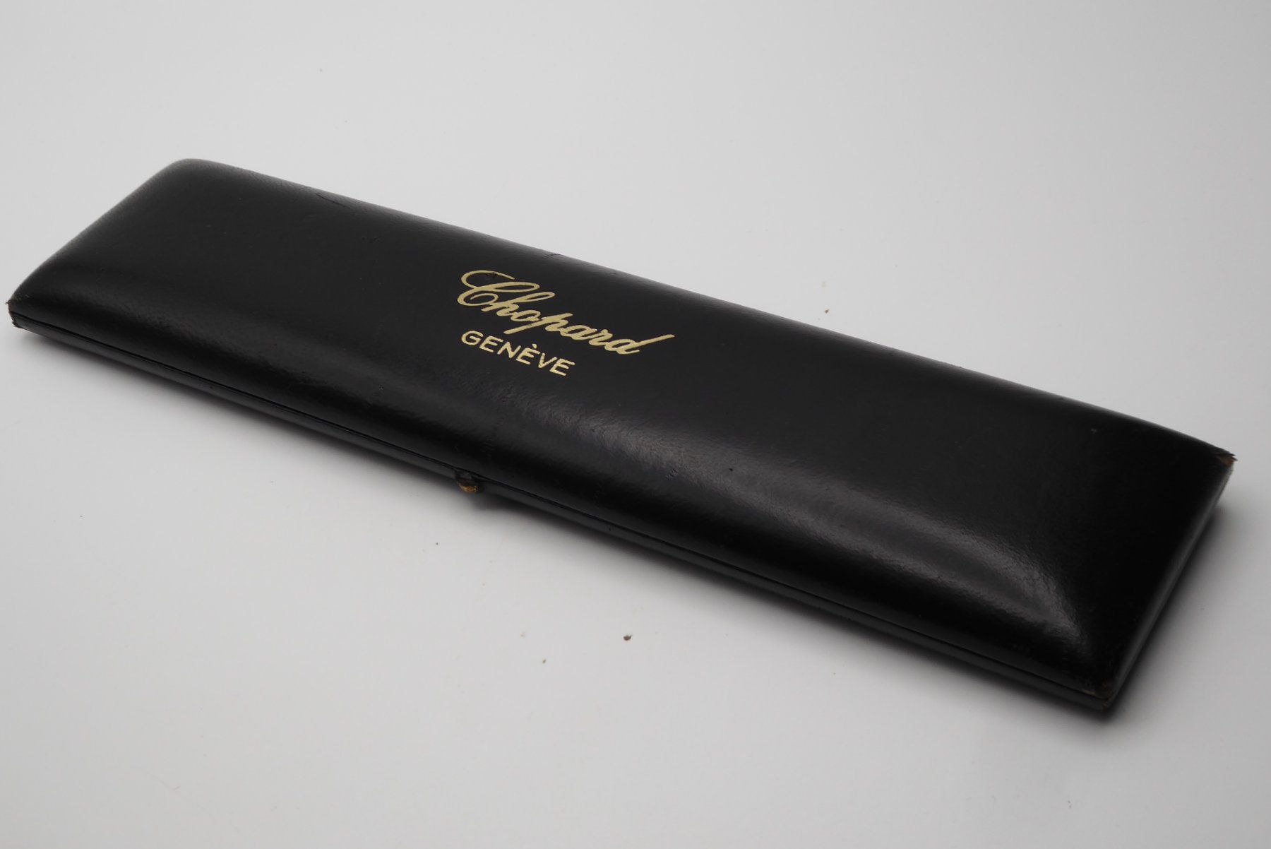Chopard Uhrenboxen: Chopard Vintage large box for watch – Gebraucht aus Geneve von adr_xk6n