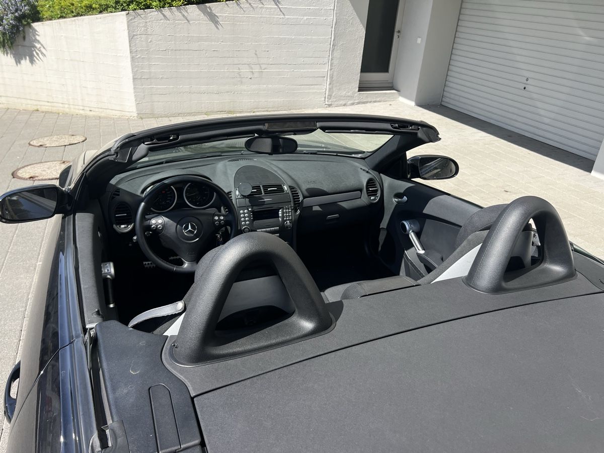 Mercedes-Benz Automobili: Mercedes-Benz SLK 200 convertible – Usato da Stäfa venduto da ste_5zgq 4