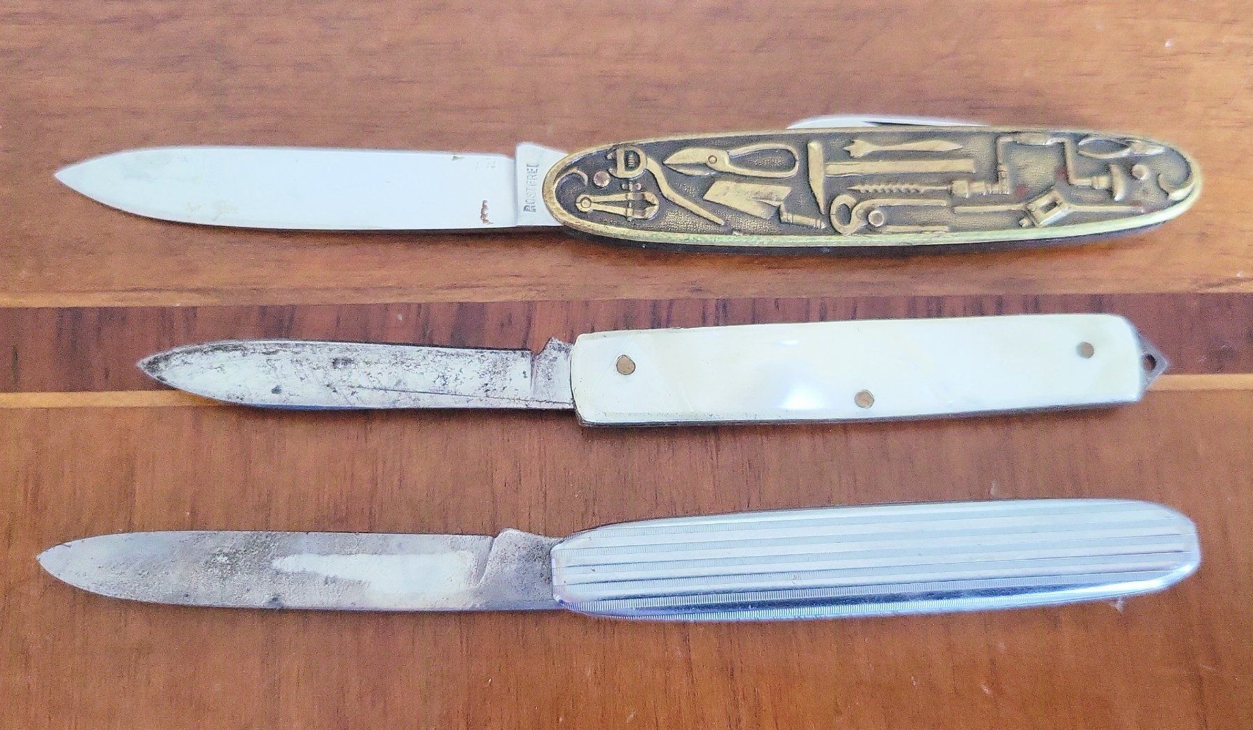 Coltelli tascabile: 3 alte Taschenmesser, selten, Basel, Einsiedeln – Usato da Muttenz venduto da Mithrur 1