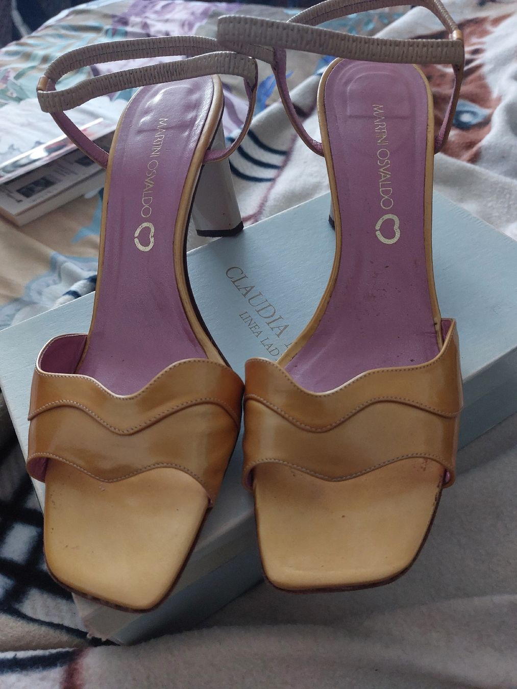 Scarpe da donna: saldalo vera pelle n 40 – Usato da Viganello venduto da Priska.c 1