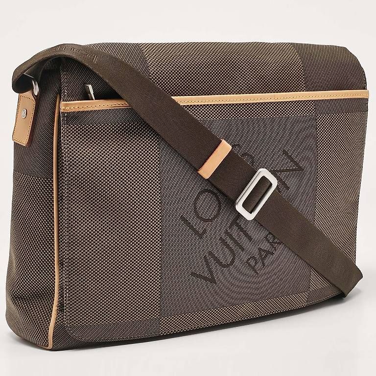 Borse: Louis Vuitton Messenger Bag - Damier Geant – Usato da Zürich venduto da Omega_Kappa 3