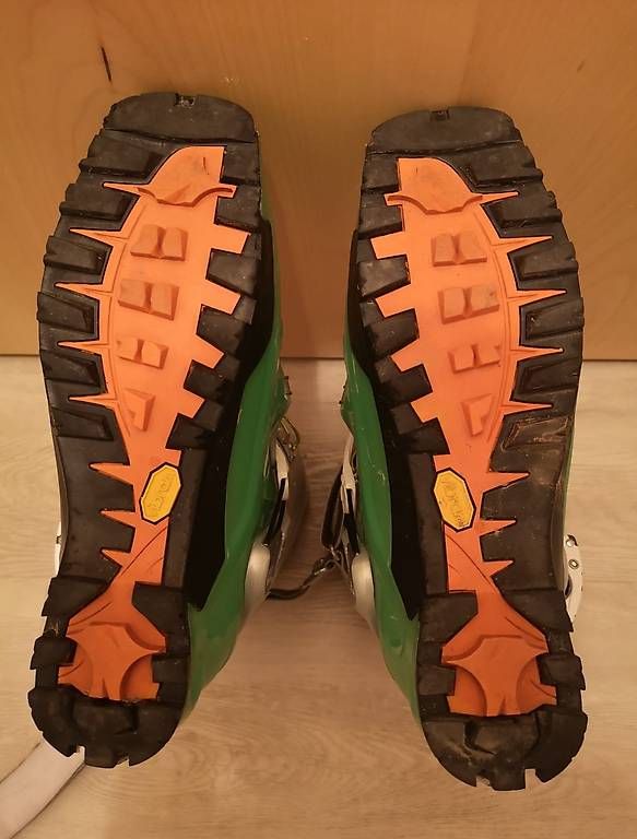 Scarpe da donna: Scarpa Touren Skischuh  – Usato da Naters venduto da Keks91 2