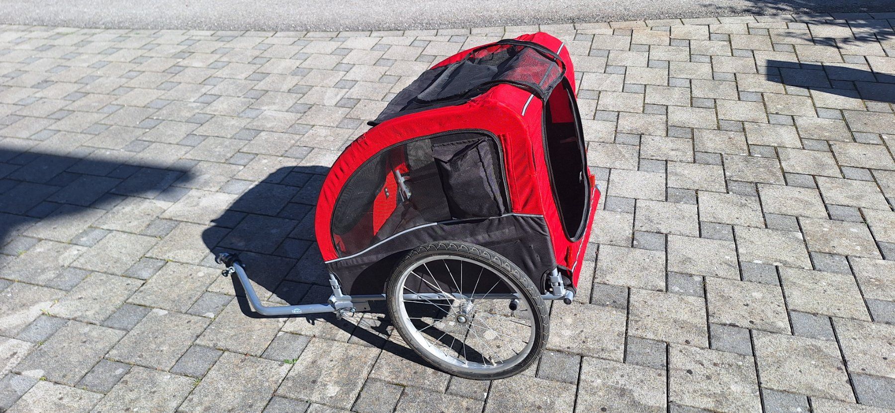 Trixie Rimorchi: Hunde Fahrad Anhänger – Usato da Plaffeien venduto da Fredybaer2019