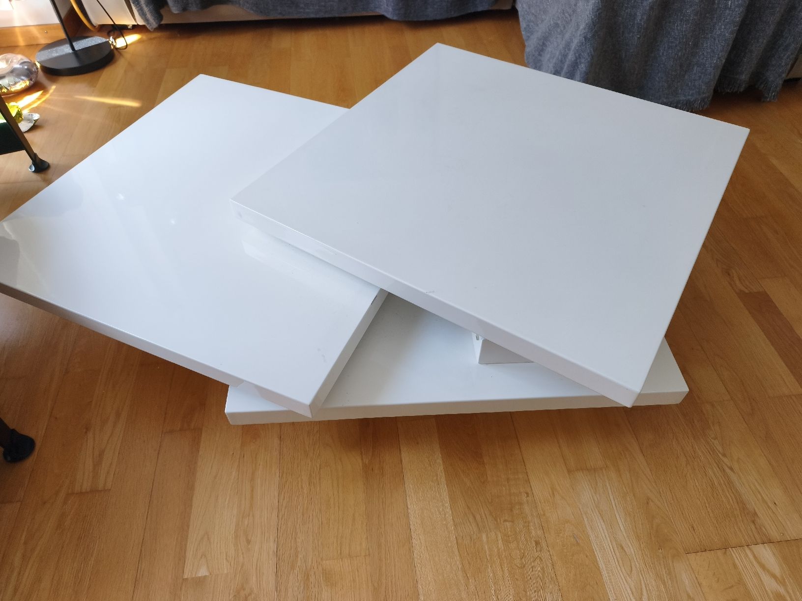 Tables: Couchtisch weiß Hochglanz – D'occasion à Zürich par ant_5rjb 4