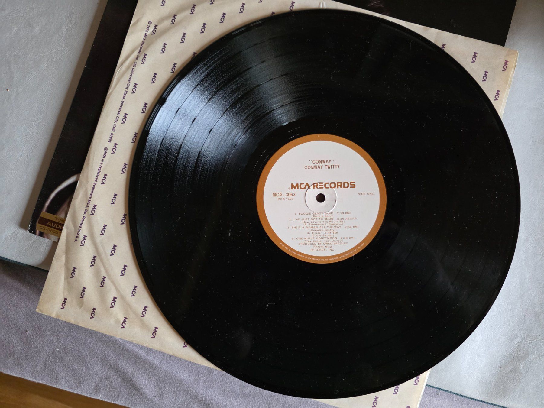 Dischi in vinile: LP : CONWAY Twitty - MCA Records 3063 - 1977 – Usato da Walterswil BE venduto da Lonitti 3