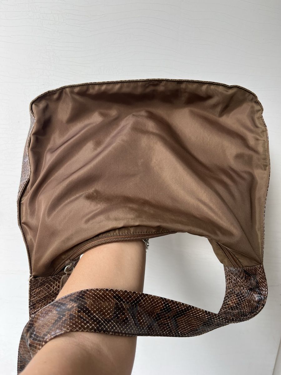 Prada Borse: Prada Python Schultertasche – Usato da Basel venduto da arminafera 4