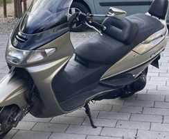 Suzuki Burgman 400 Roller guter Zustand ab MFK 03.2026
