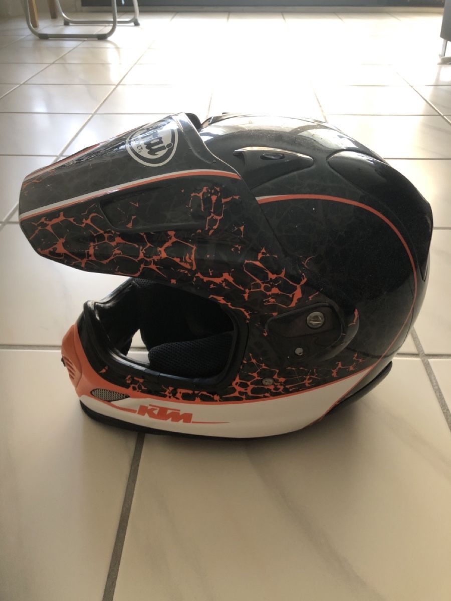 Casques & visières: Arai Helmet used – D'occasion à Baltschieder par Miumiu21 2