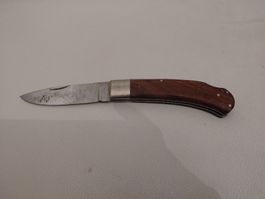 Klassisches Taschenmesser mit Holzgriff