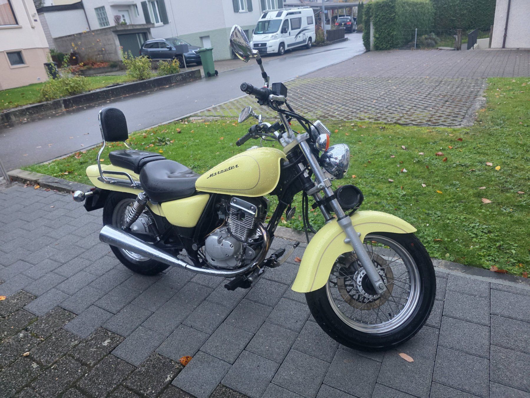Suzuki Chopper: Suzuki Marauder 125ccm hopper Gelb – Gebraucht aus Schönenwerd von Fatou02