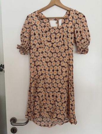 Mango Sommerkleid Blumenprint Grösse L leicht und luftig