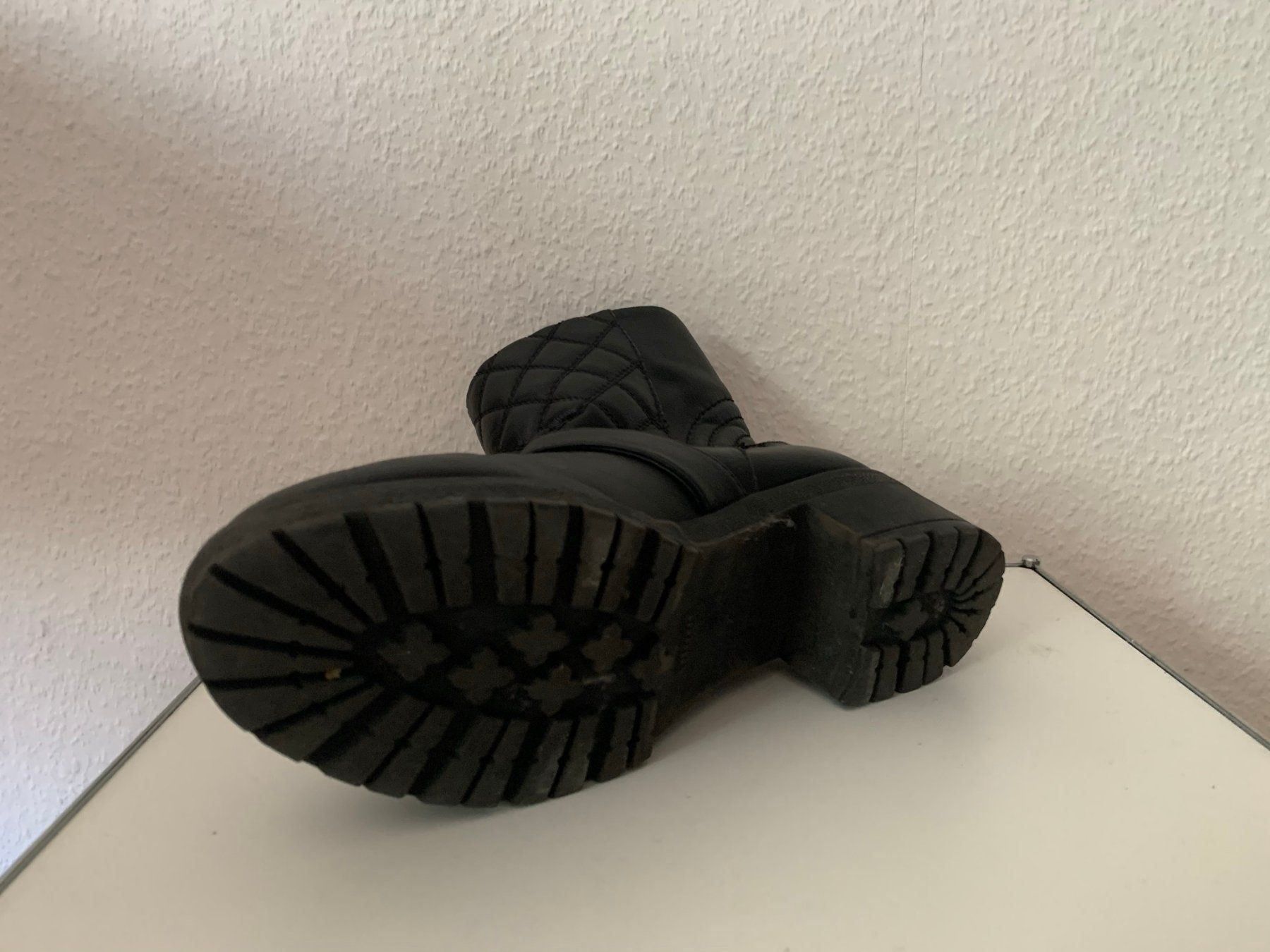 Chaussures femmes: BATA - Stiefelette schwarz 37 – D'occasion à Zürich par Diazaio 4