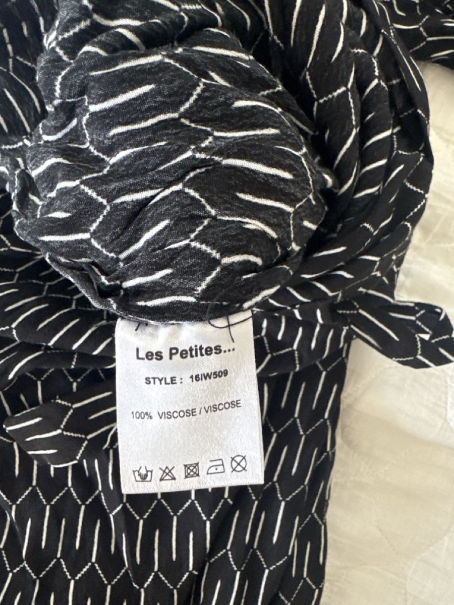 Jumpsuits: Combinaison "Les Petites..." noire et blanche taille M ✨ – D'occasion à Genève par Cicin 3