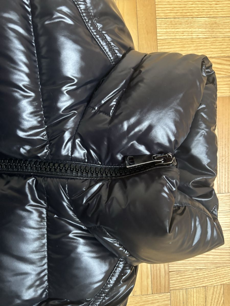 Moncler Jacken: Moncler jacket  – Neu (gemäss Beschreibung) aus St-Sulpice VD von tan_s88q 2