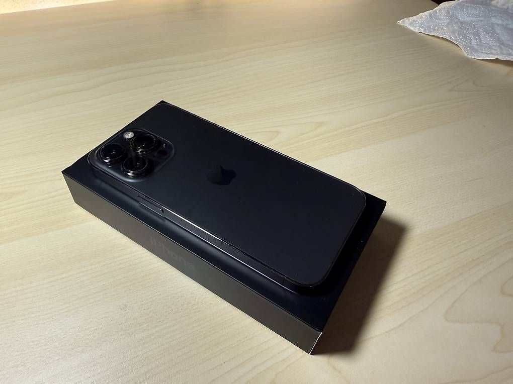 Telefoni cellulari / Smartphones: iPhone 13 Pro 128GB Graphite – Usato da Schaffhausen venduto da sappel 1