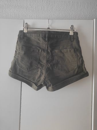 H&M shorts, olive, 34
