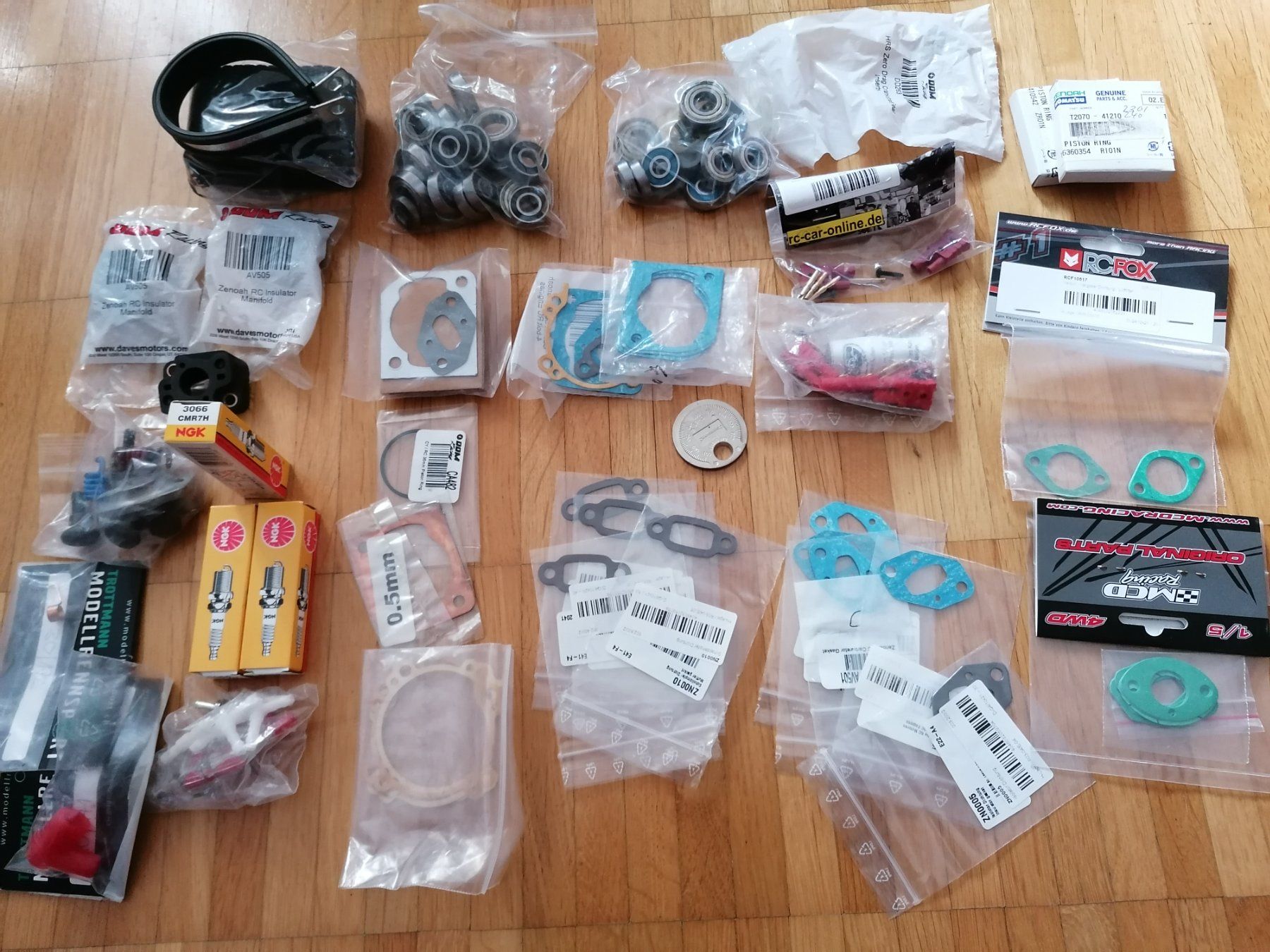 RC Kits de montage: RC Ersatzteile-Set, diverses Material, neu – Neuf avec emballage d'origine à Weinfelden par facer76