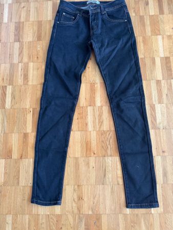 Schlanke Jeans, Dunkelblau, Grösse 28/32 -  36  Top