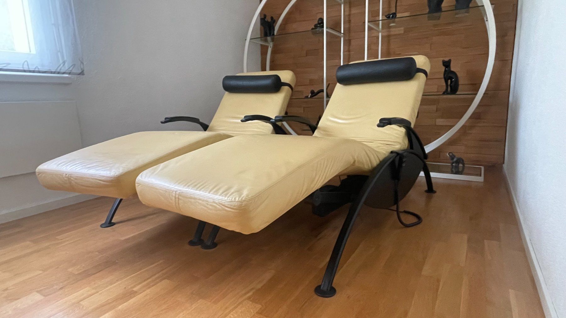 Chaises longues: Lounge-Sessel, 2 Stk. Leder und Elektrisch – D'occasion à Udligenswil par Quarz2002 1