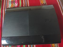 PS3 Ultra Slim, 11 jeux, 2 casques, 1 manette