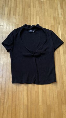 Schwarzes Bershka Crop Top Gr. S elegant sportlich gerippt