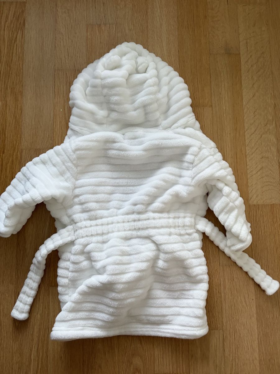 C&A Bademäntel: Weisser Badmantel 80/86 – Neu (gemäss Beschreibung) aus Regensdorf von Branca990 2