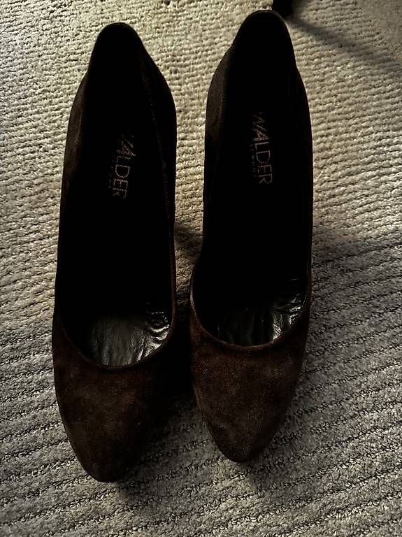 Scarpe da donna: Walder Wildleder Pumps, Gr. 40 – Usato da Zuerich venduto da Am81 1