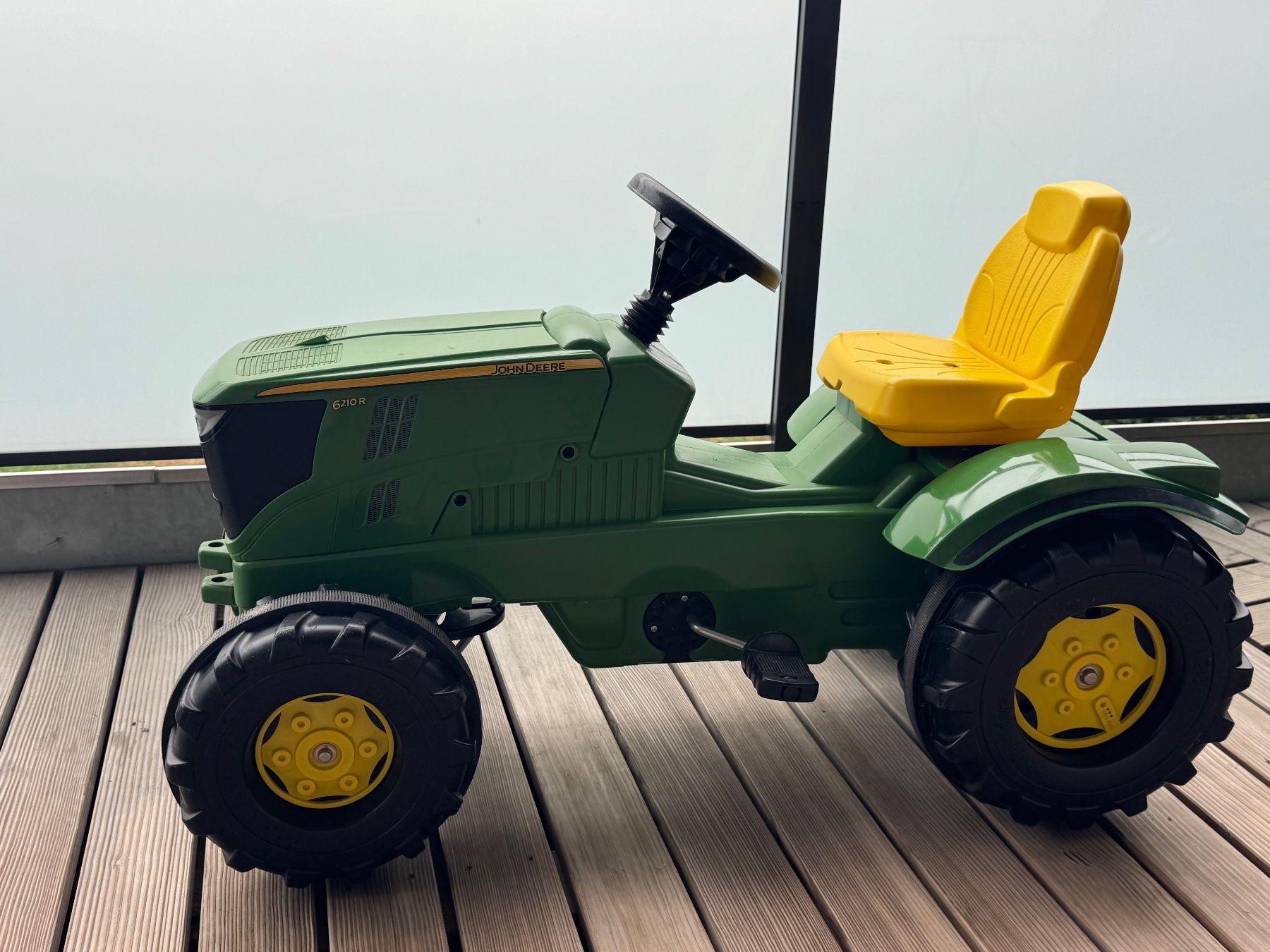 John Deere Fahrzeuge für Kinder: Tretttraktor John Deere – Gebraucht aus Sursee von gyrgyros 5