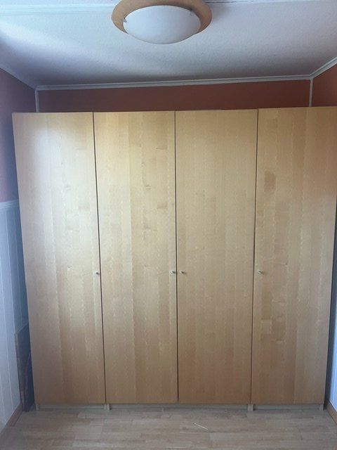 Ikea Schränke: Schrank – Gebraucht aus Heerbrugg von pav_9jq8