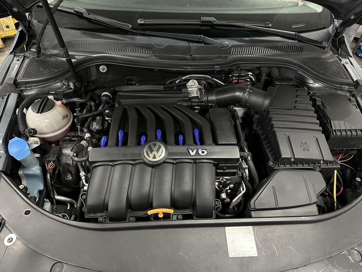 VW Automobili: Passat CC 3.6 FSI VR6 4motion – Usato da Thayngen venduto da Martinabrodbeck 8