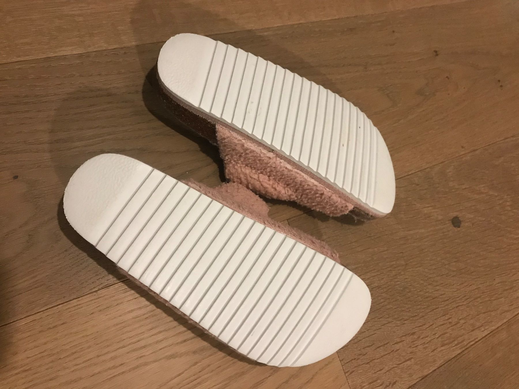 Esprit Scarpe da donna: Esprit Hausschuhe Gr. 37 – Usato da Affoltern am Albis venduto da variablend 3