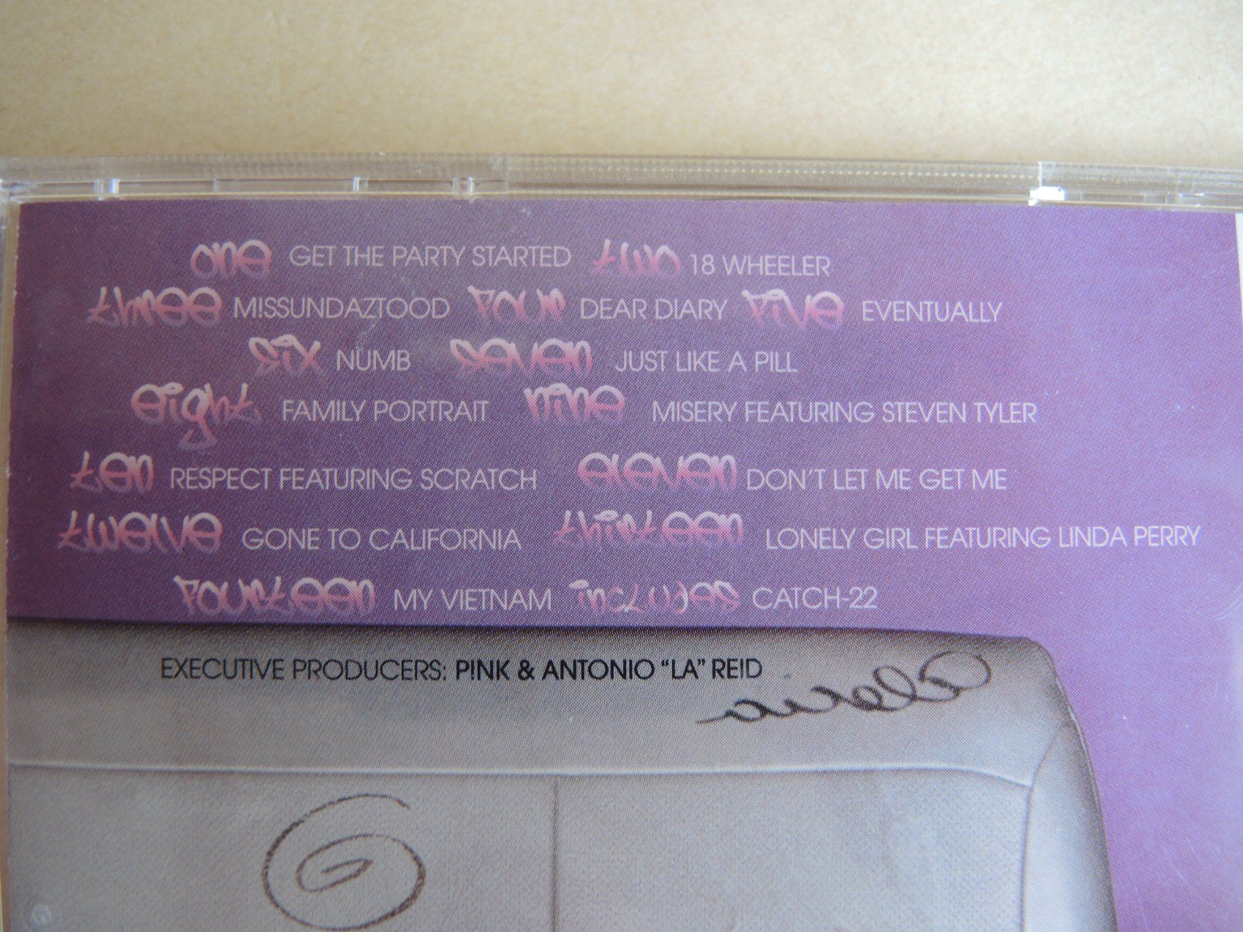 CD: Pink - Missundaztood CD - Hit "Get the Party started" – Usato da Rorschach venduto da Pop-upBrocki 4