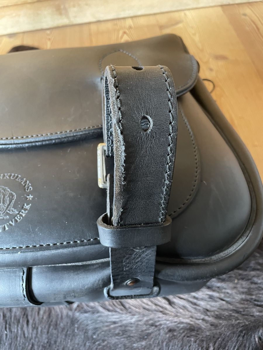 Borse: Satteltasche Lejonkulan mit Harley Halterung – Usato da Samedan venduto da Freeraida 4