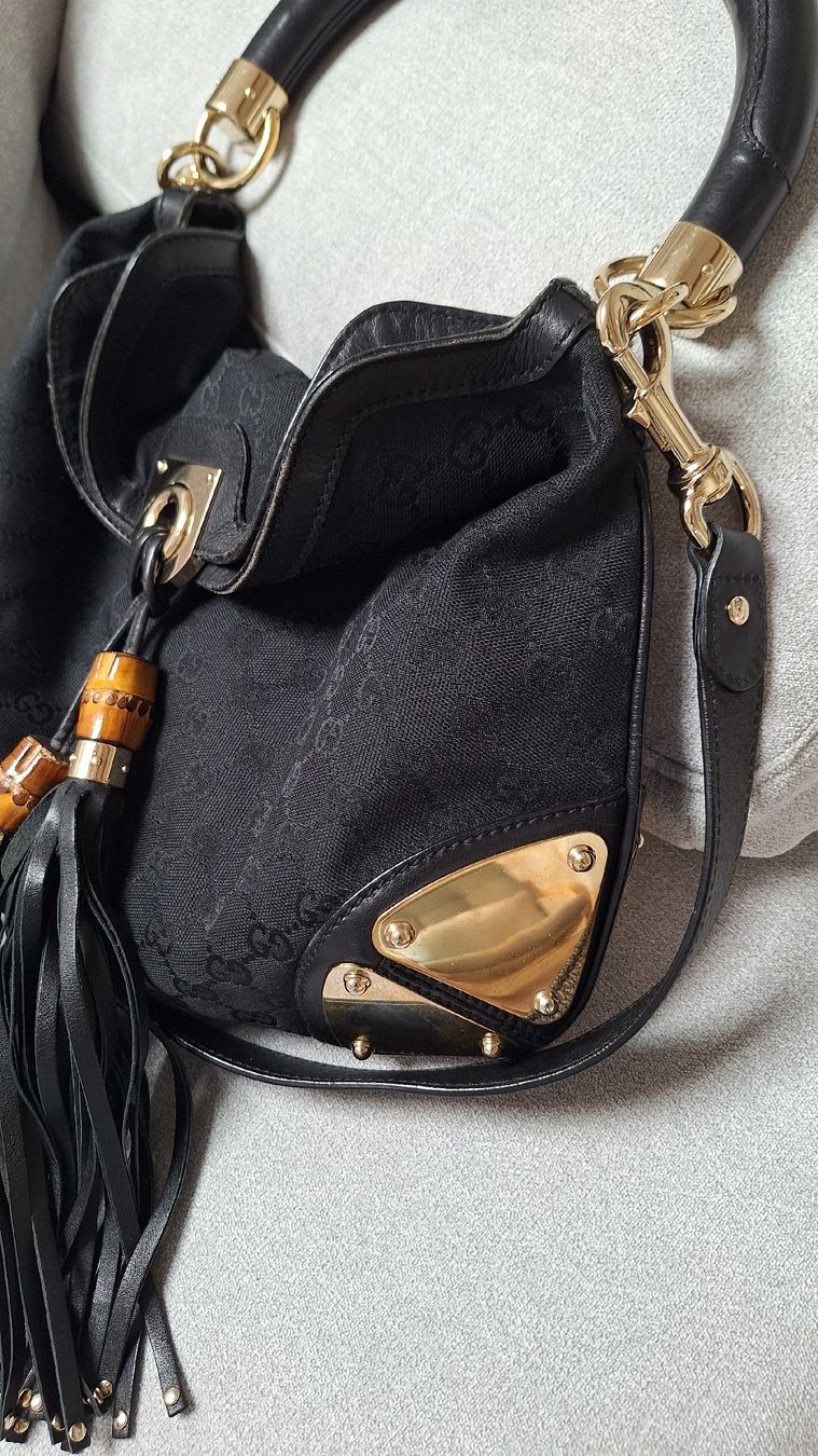 Gucci Borse da donna: Gucci Hobo – Usato da WOHLEN-AG venduto da Finnitasche2013 2
