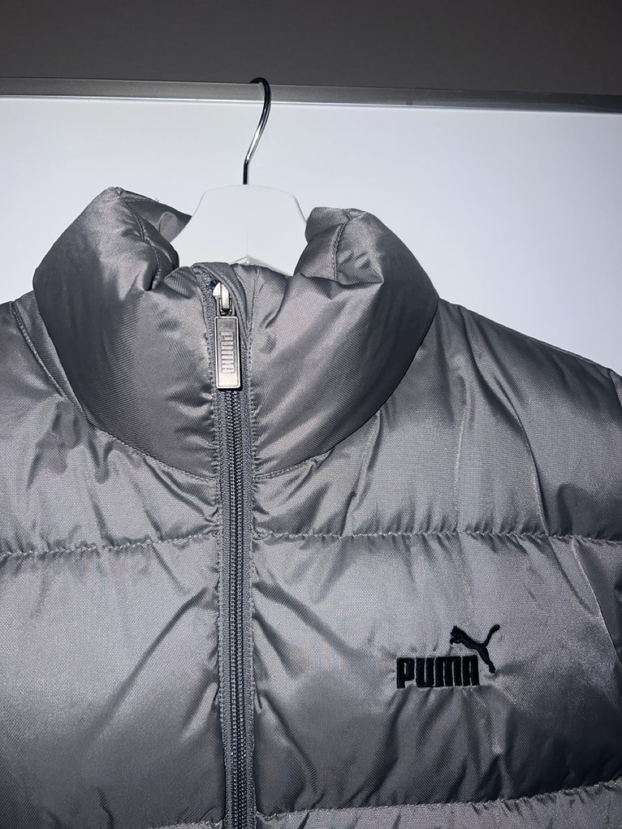 Puma Jacken: Puma Daunenjacke Gr. M, Winterjacke, Grau – Gebraucht aus Luzern von Whateverr 1