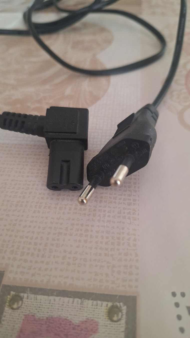 Kabel: Stromkabel – Neu (gemäss Beschreibung) aus Dintikon von lec_89sx